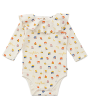 Load image into Gallery viewer, Oeuf Ruffle Onesie - Gardenia/House, Blush/House - 12/18M, 18/24M